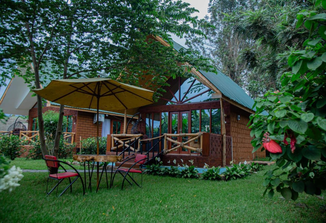 Shose Farmhouse Chalets & Campsite 모시 외부 사진