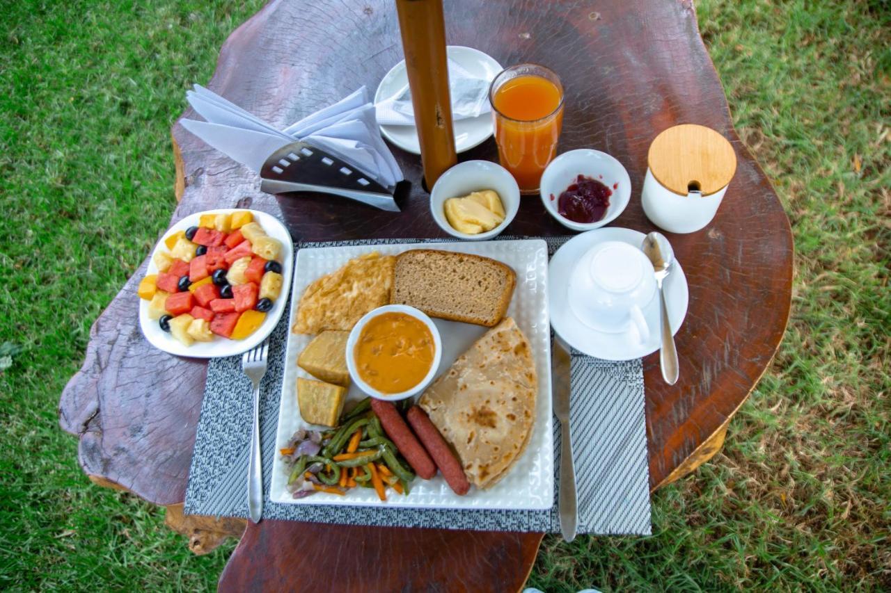 Shose Farmhouse Chalets & Campsite 모시 외부 사진