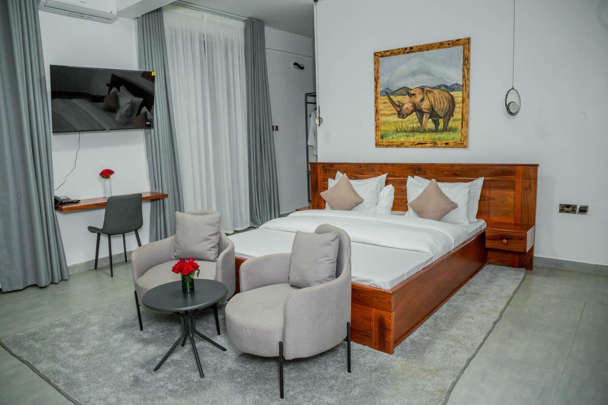Shose Farmhouse Chalets & Campsite 모시 외부 사진